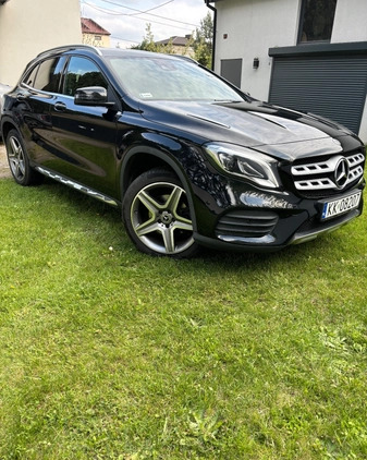 Mercedes-Benz GLA cena 111000 przebieg: 90000, rok produkcji 2017 z Sosnowiec małe 106